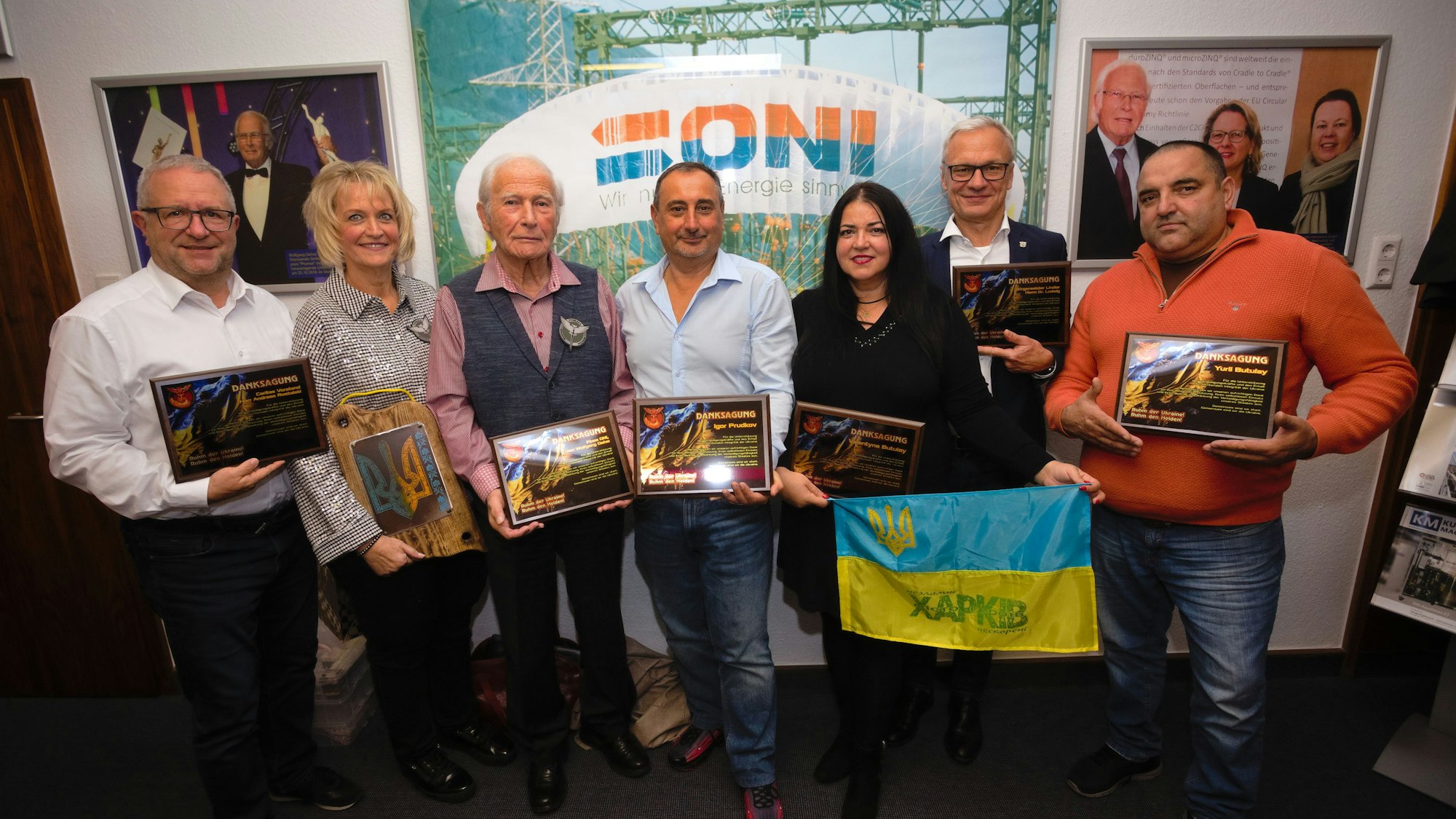 Gruppenfoto: (v.l.) Andreas Rostalski, Andrea Missbrandt, Wolfgang Oehm, Igor Prudkov, Valentyna Butulay, Georg Ludwig, Yurii Butulay