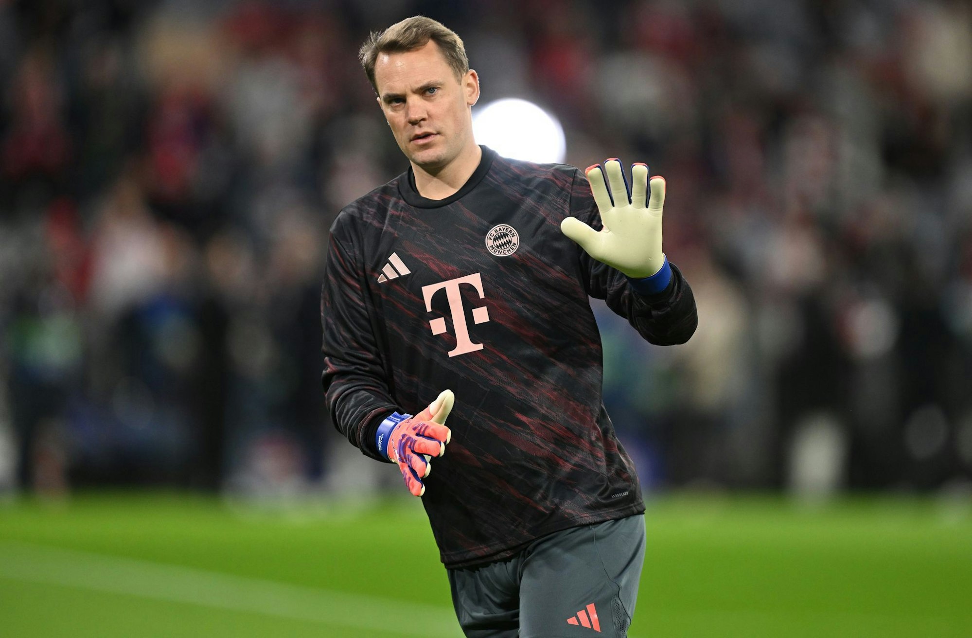 Verlängert Manuel Neuer seinen Vertrag beim FC Bayern noch einmal?