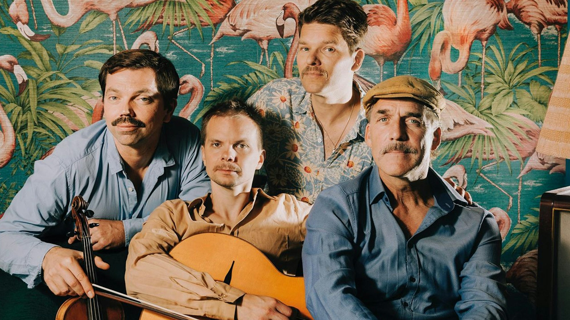 Zu sehen sind vier Musiker einer Jazz-Band.