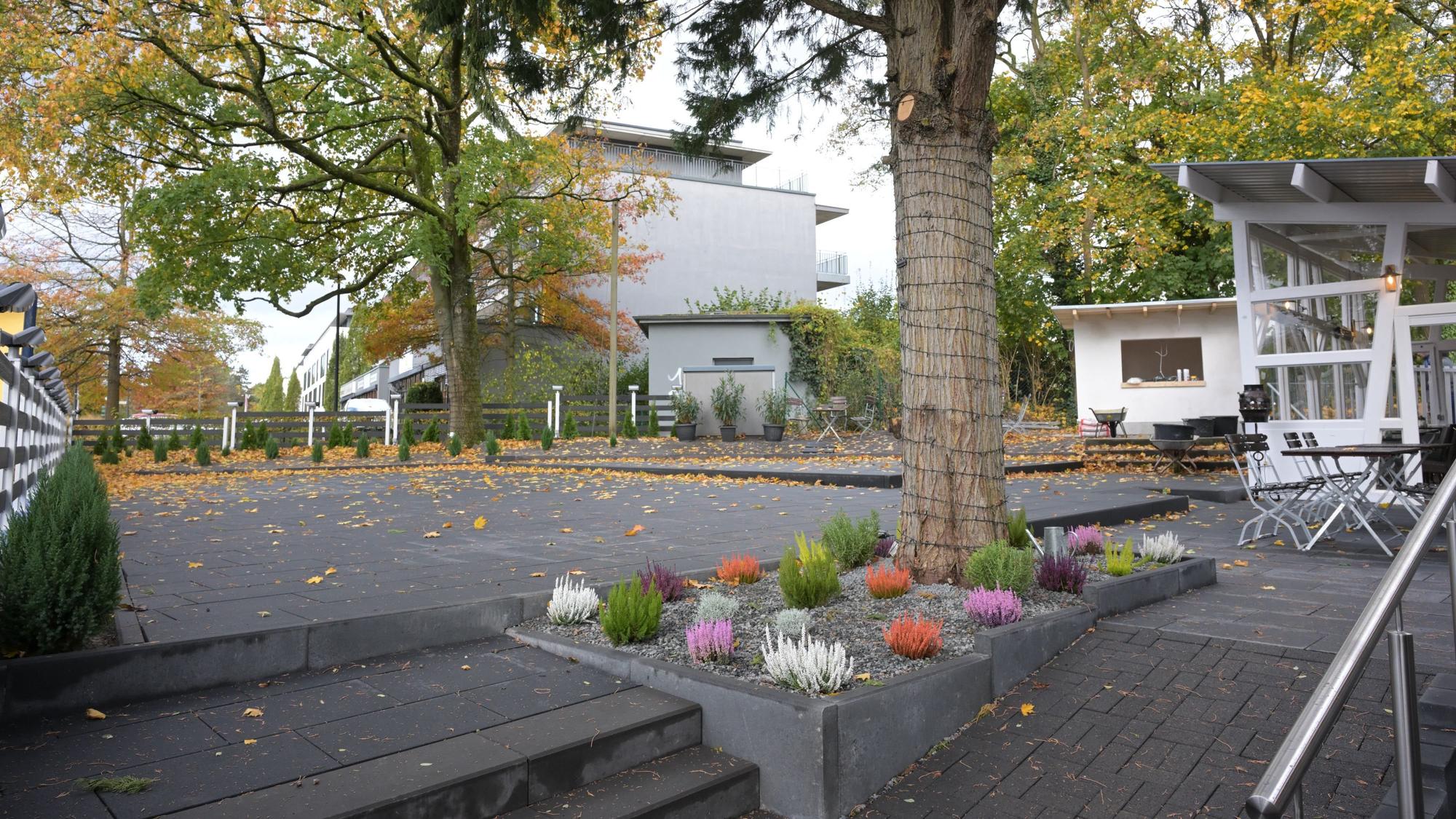 Ein herbstlicher Biergarten.