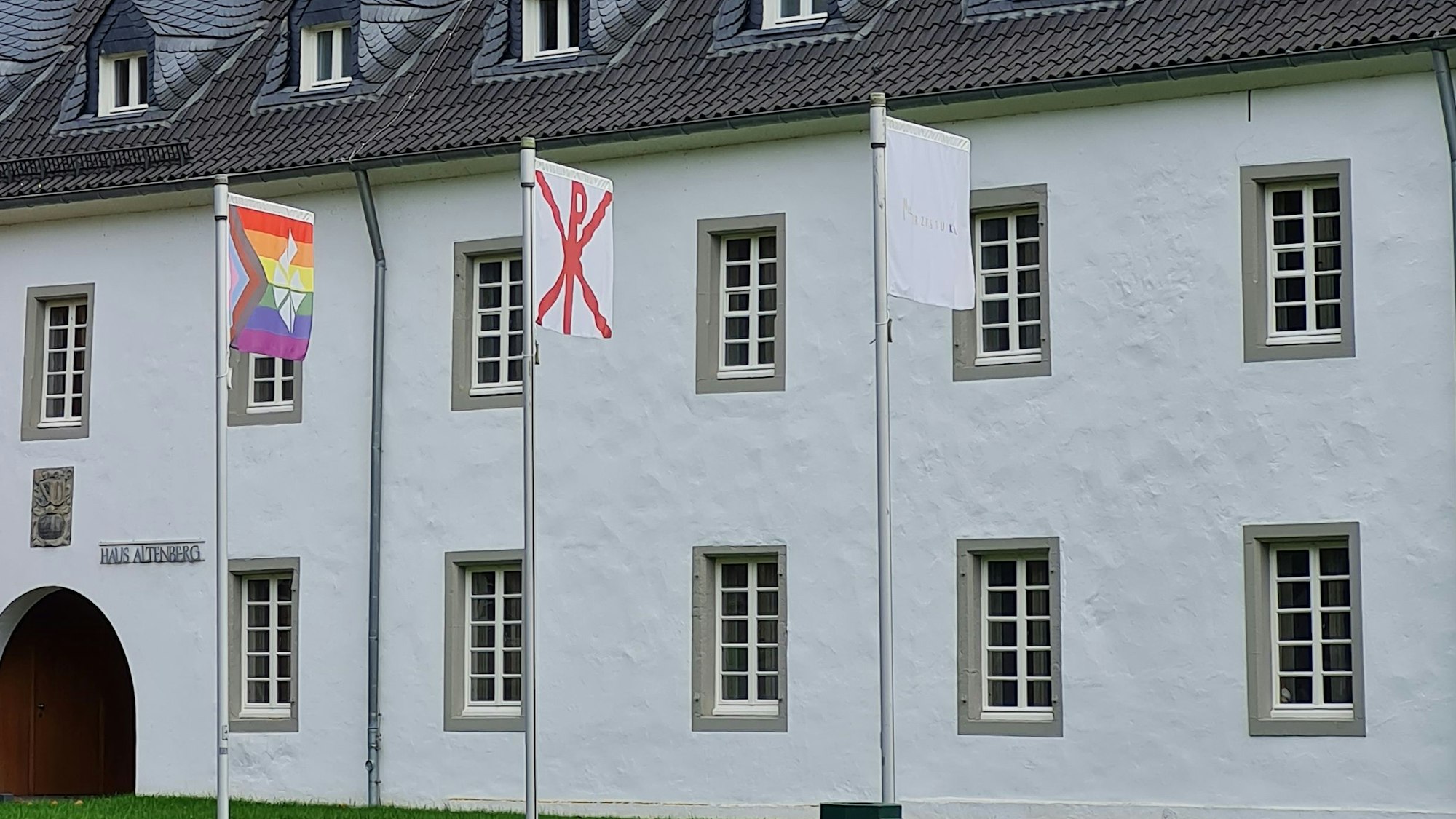 In der Jugendbildungsstätte Haus Altenberg am Altenberger Dom verbrachten die Frauen ein intensives Probenwochenende.