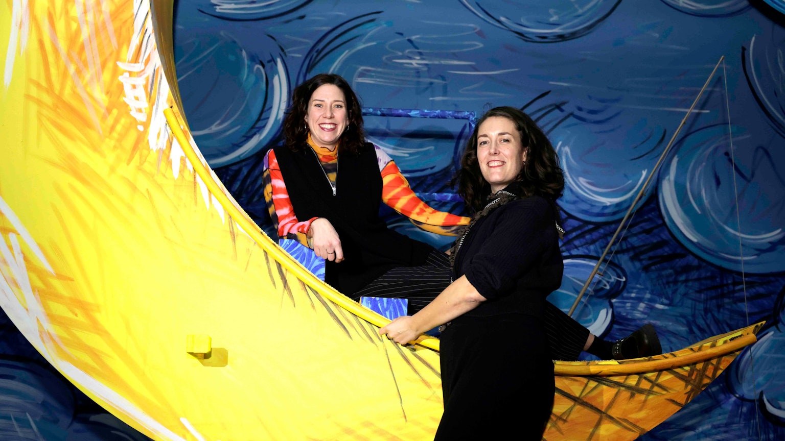 Pia Dederichs und Lena Schmid (Bühnenbildnerinnen) über die Oper "Das Rheingold"