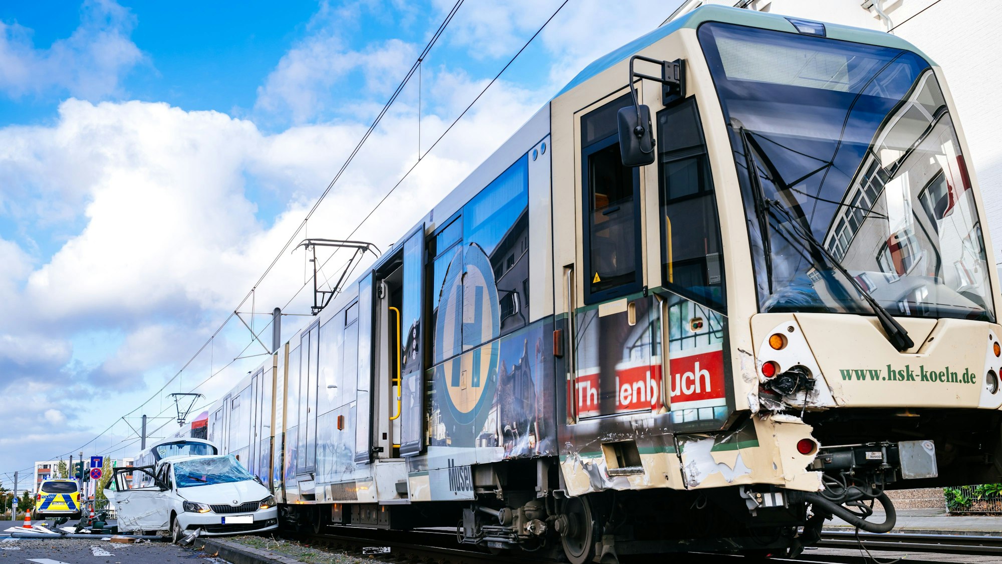 Ein Unfall einer KVB-Bahn in Ossendorf (Archivbild)