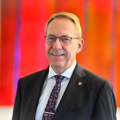 Zu sehen ist Landrat Jochen Hagt.