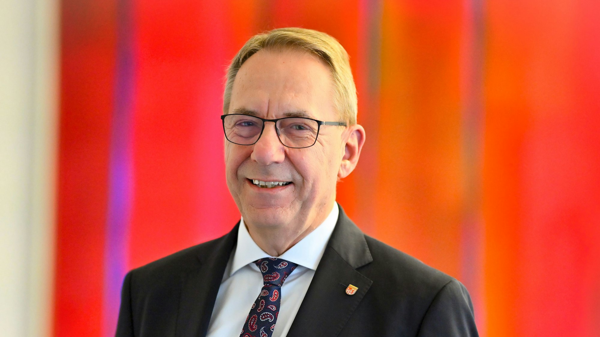 Zu sehen ist Landrat Jochen Hagt.