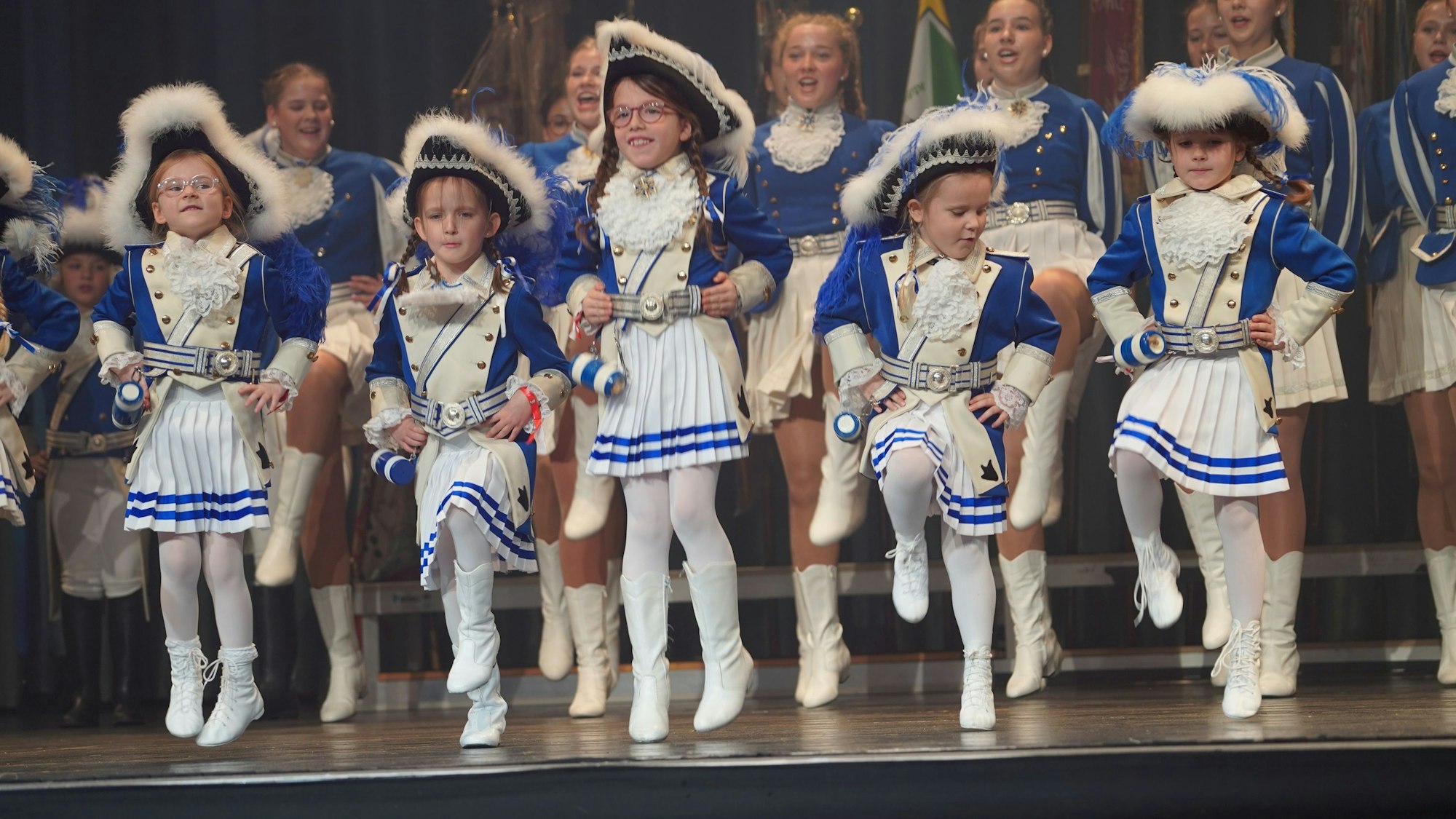 Mit ihren vier Jahren ist Sophie, Enkelin des Festkomiteepräsidenten Christoph Kuckelkorn, die jüngste bei den Funkepänz.