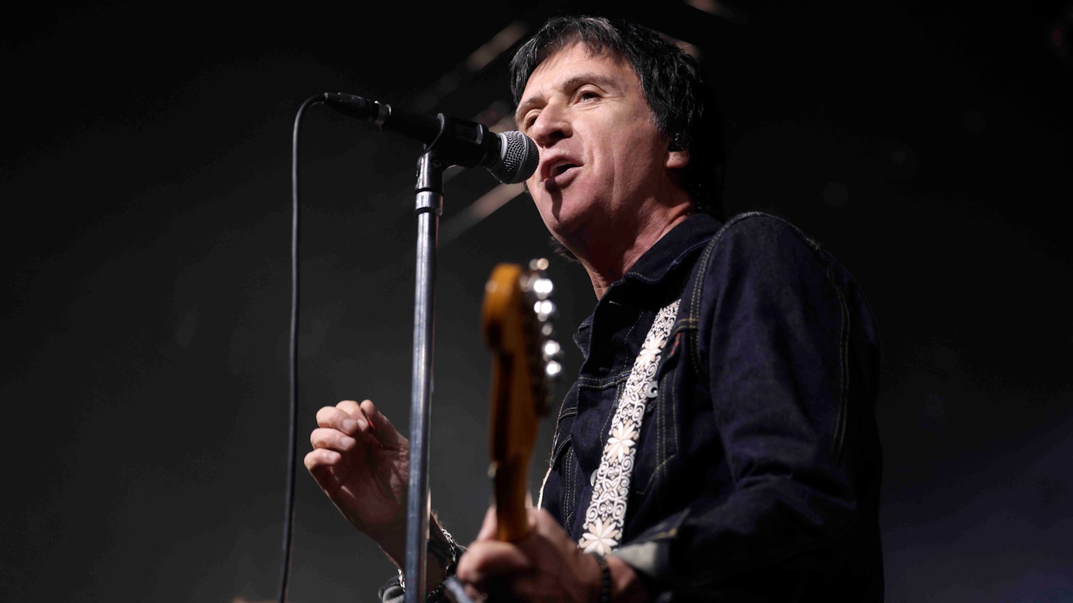 Umjubelter Auftritt von Gitarrenlegende Johnny Marr in der Kölner Live Music Hall.