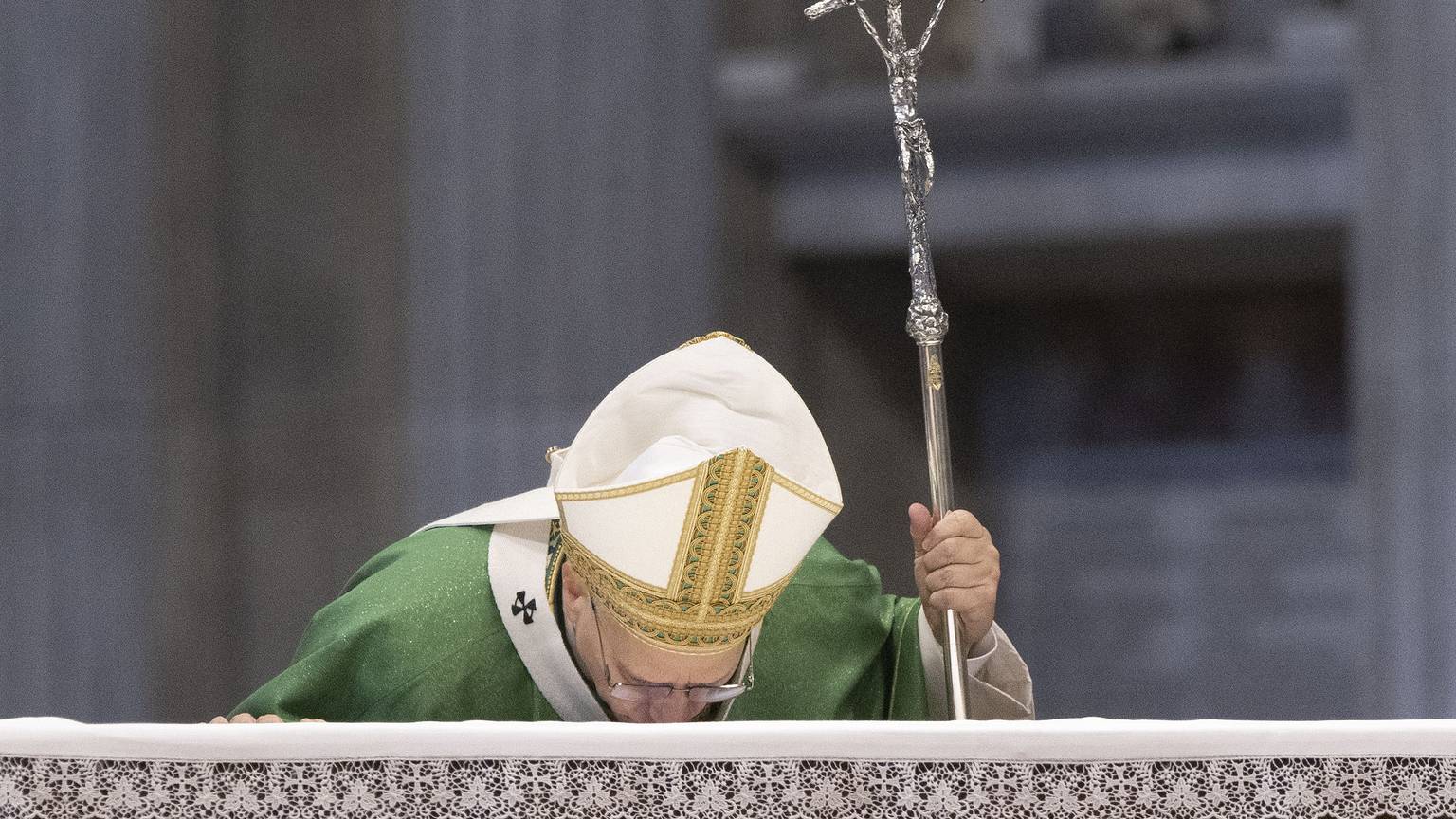 Vatikan: Papst Leo XIV. leitet eine Messe im Petersdom im Vatikan