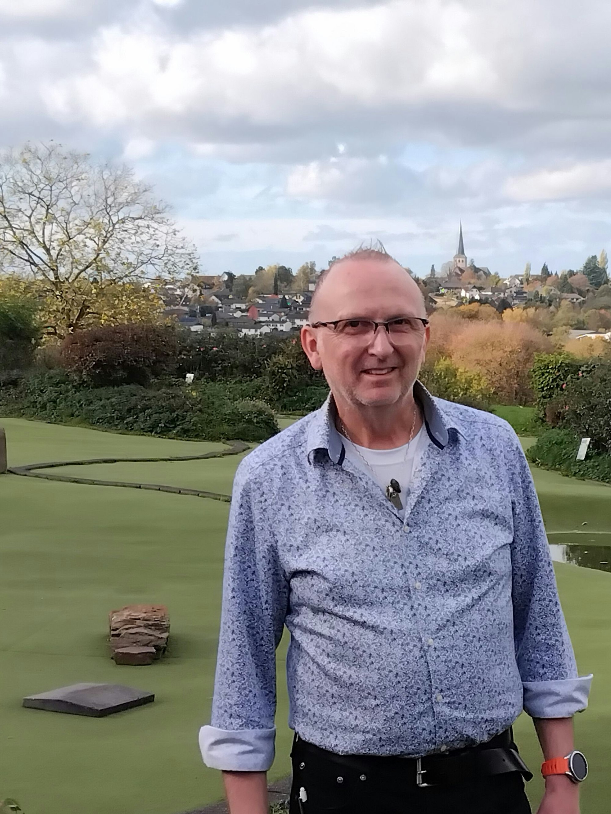 Adventure-Golf mit Ausblick: Andreas Herchenbach legte den Platz in Eischeid 2005 an.