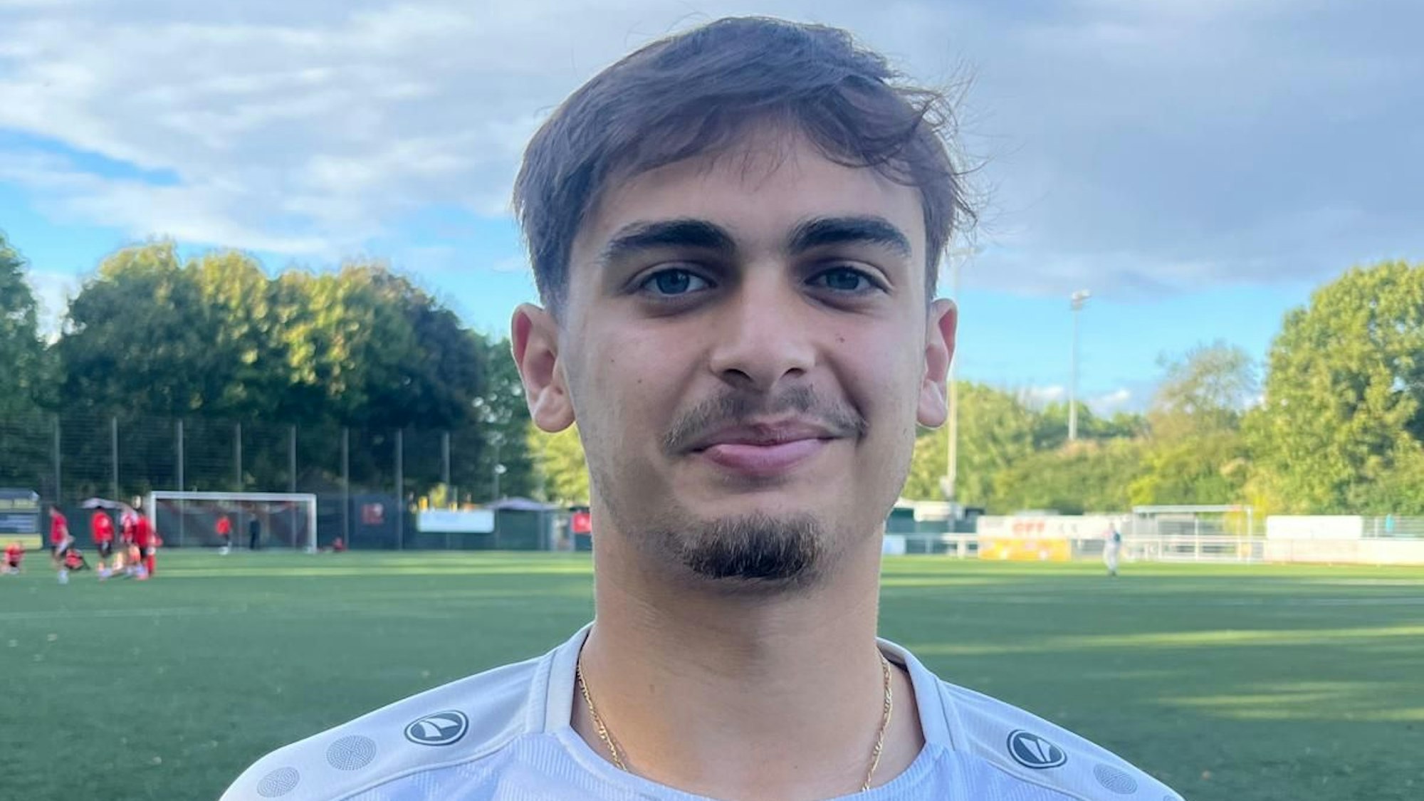 Giancarlo Loré setzt auf ein Weiterkommen der Geißböcke gegen Bayern.