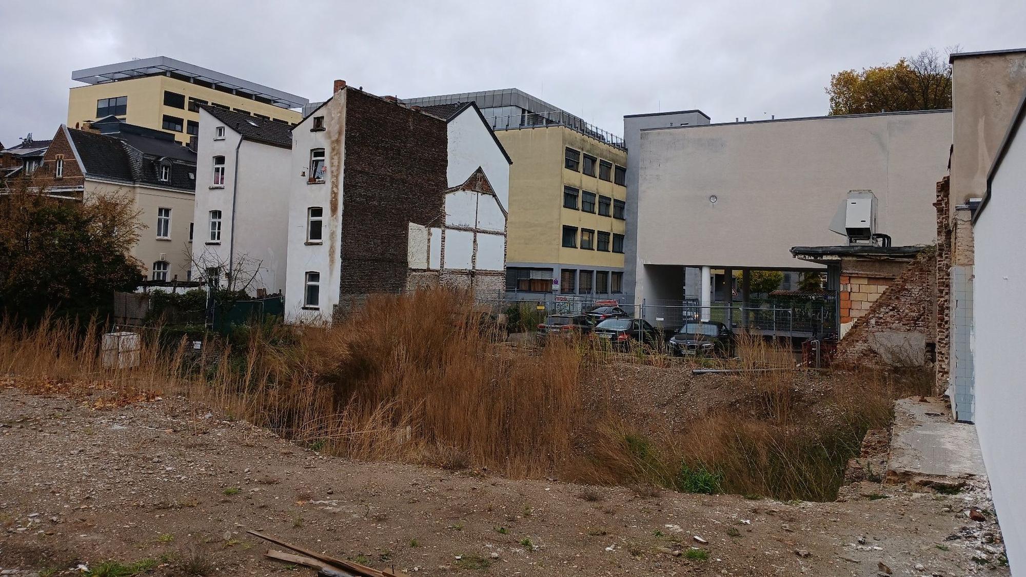 Integriertes städtebauliches Entwicklungskonzept (ISEK) für Siegburg, Steg zur Burg am Stadtgraben