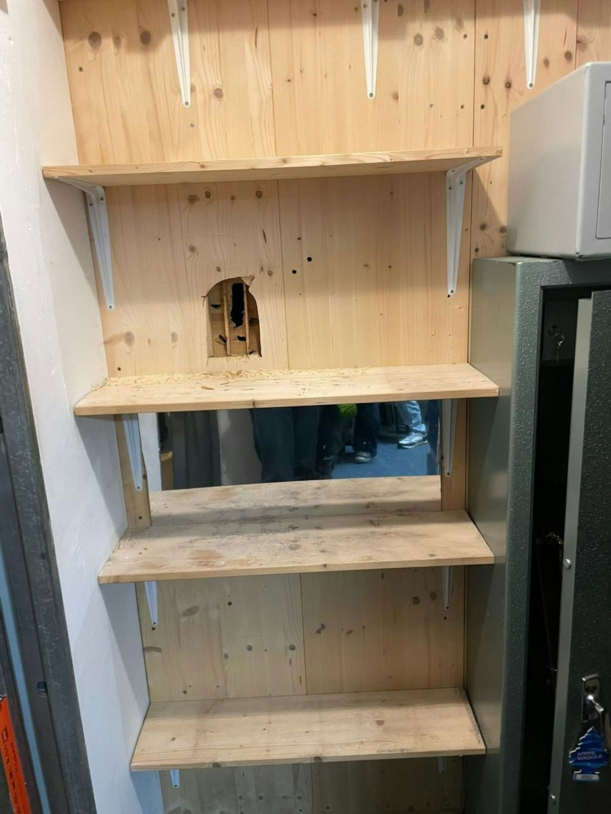 Eine versteckte Tür in einem Haus in Remscheid.