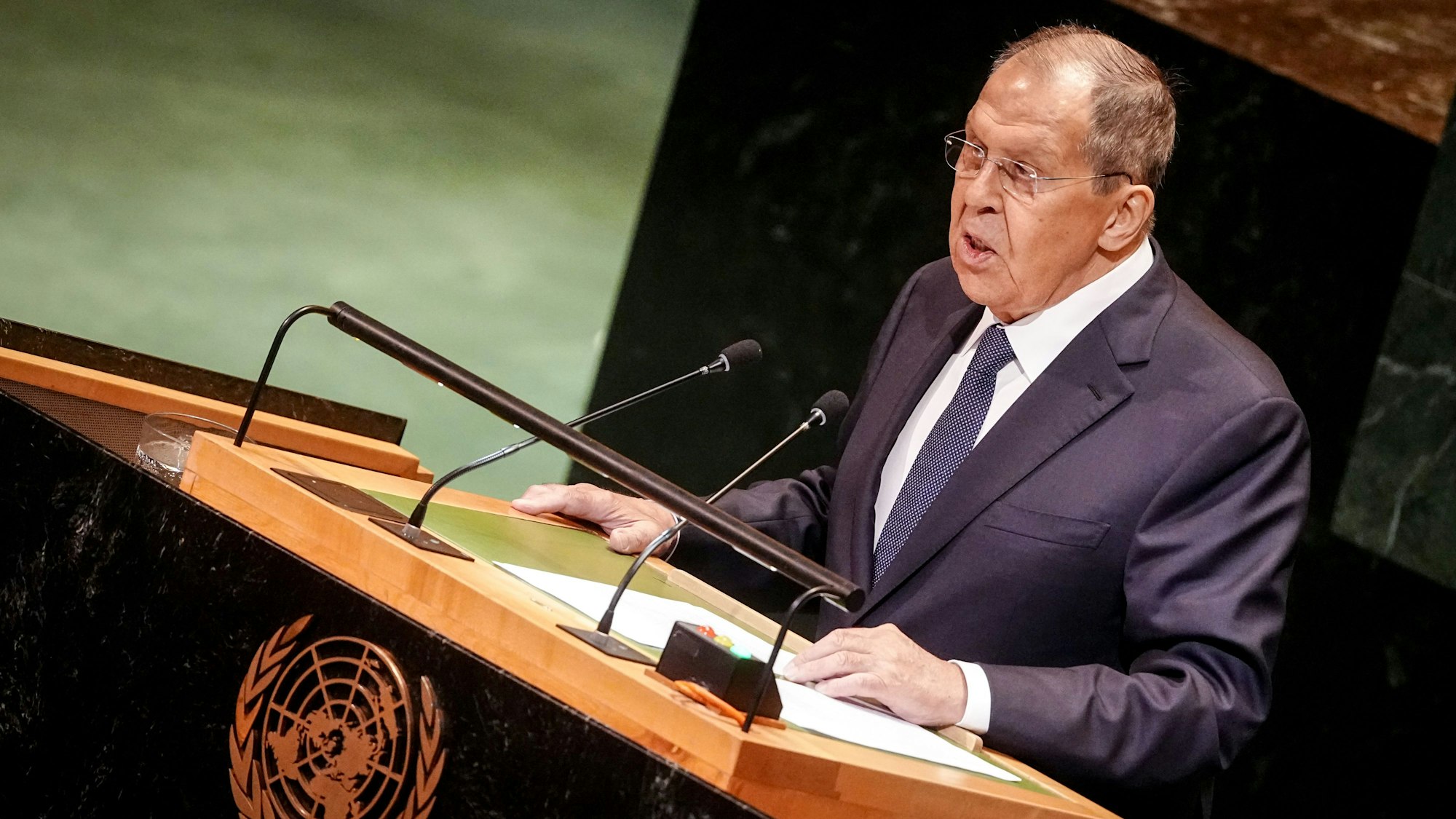 Sergei Lawrow, Außenminister von Russland, spricht bei der Generaldebatte der UN-Vollversammlung in New York. (Archivbild)