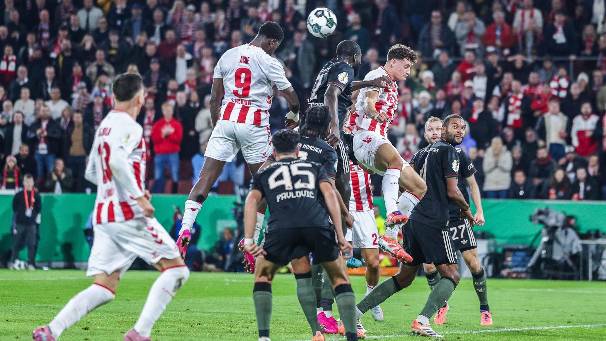 Ragnar Ache trifft per Kopf zum verdienten 1:0 für den 1. FC Köln.
