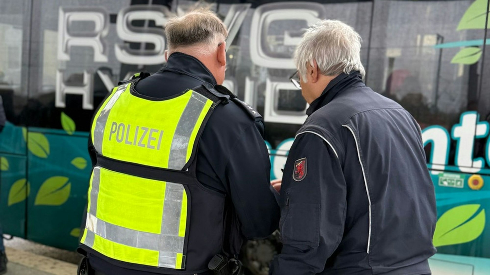 Die Polizei organisierte gemeinsam mit Zoll, Bundespolizei, RSVG und Ordnungsamt in Troisdorf einen Sicherheitstag.