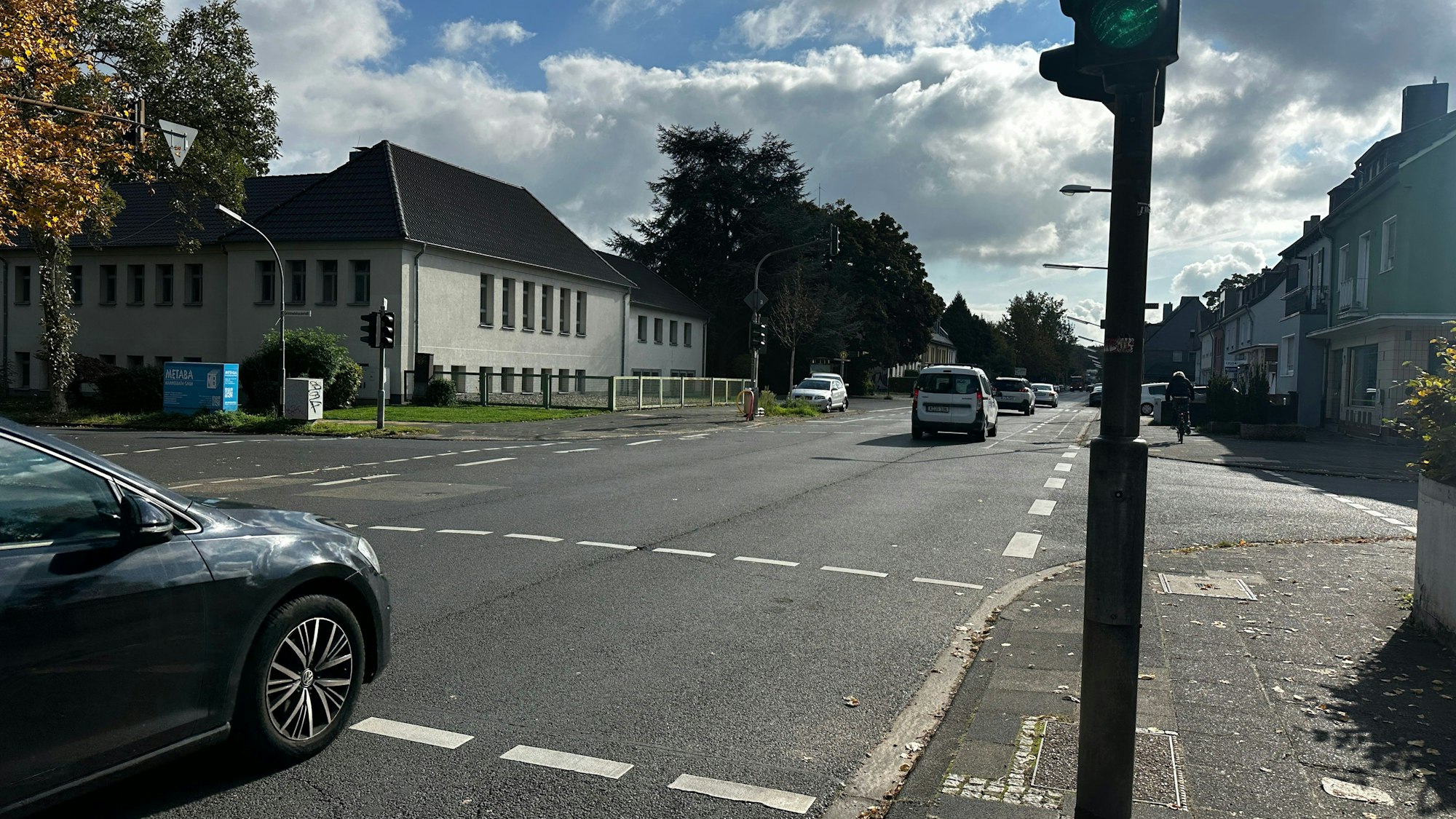 Der Umbau der nächsten Kreuzung an der Weißer Straße, Höhe Grimmelshausener Straße, steht an.