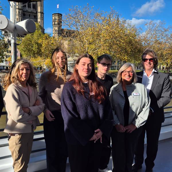 Im Aufwind befindet sich der Ausbildungsmarkt – zumindest in Teilbereichen. Von links: Johannes Juszczak (IHK), Simone Marhenke (HWK), Amelie Rizkallah, Lenia Hümbs, Maximilian Hunger, Martina Hofer (alle KD), Johannes Klapper (Agentur für Arbeit).