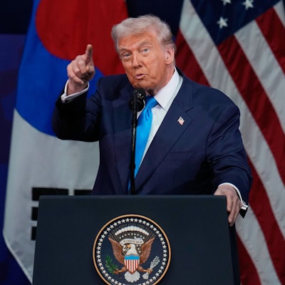 US-Präsident Donald Trump kündigt Atomwaffentests an.