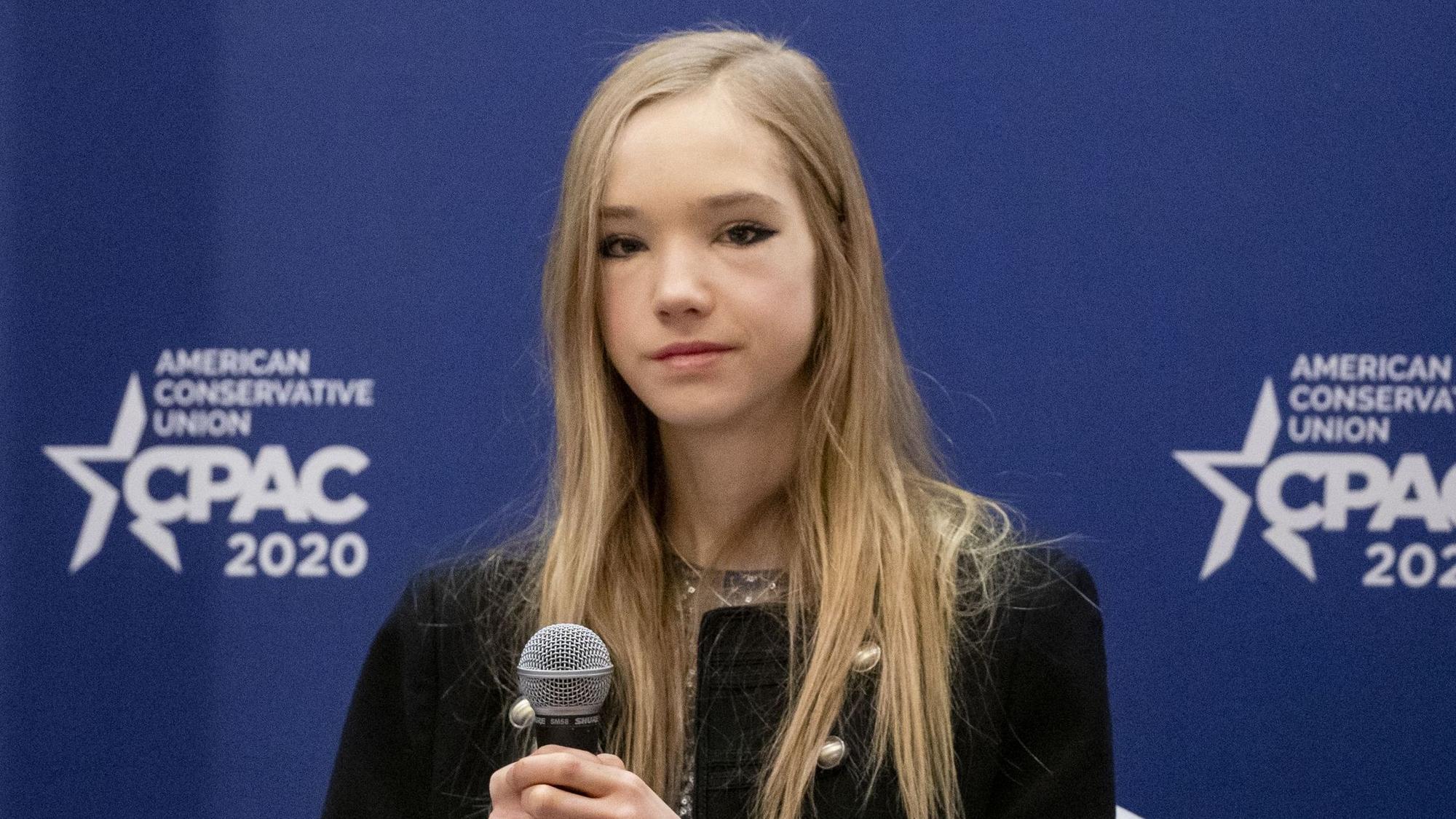 Naomi Seibt spricht bei einem Workshop bei der Conservative Political Action Conference (CPAC).