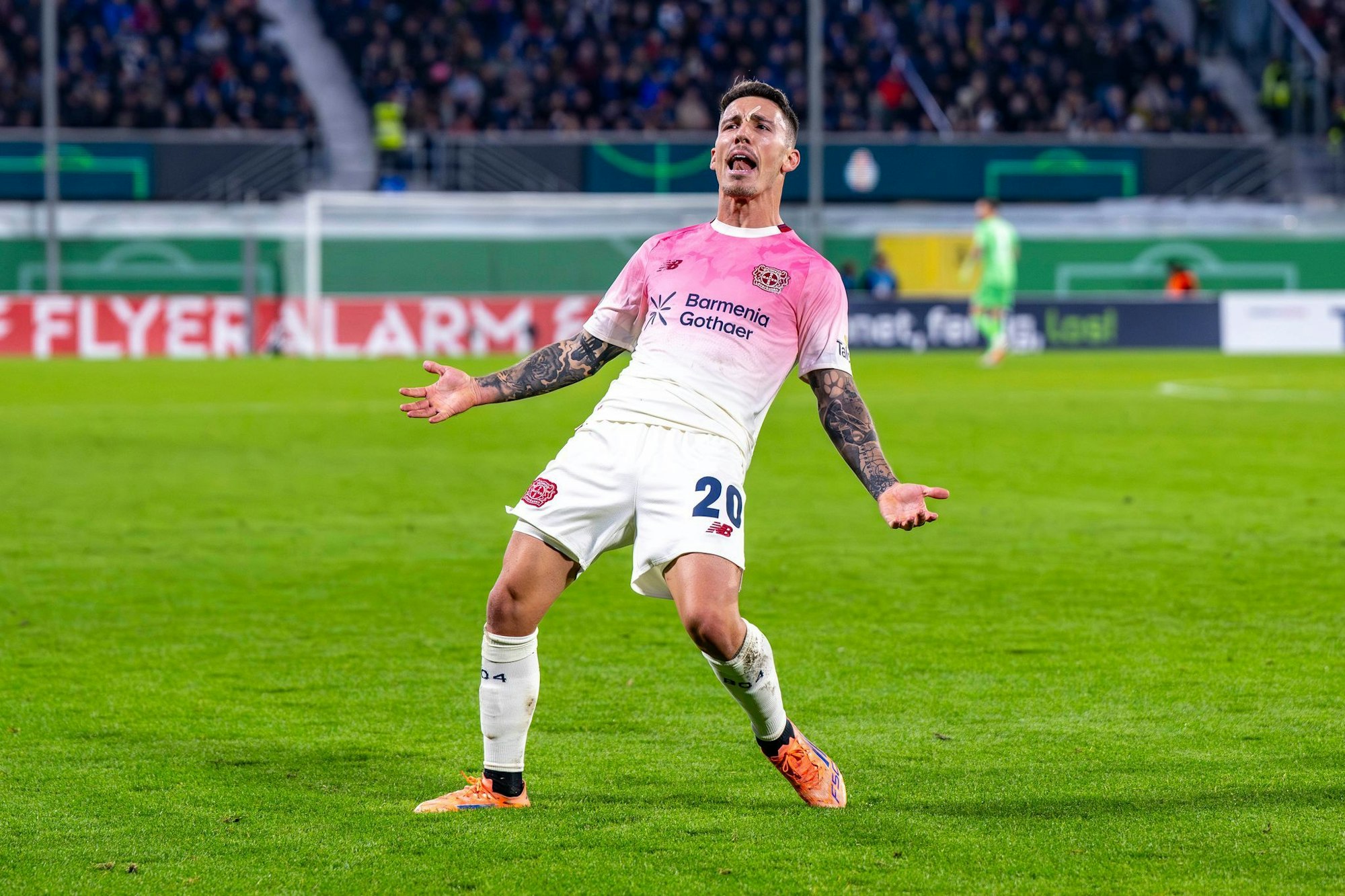 Die Freistöße von Alejandro Grimaldo sind gefürchtet.