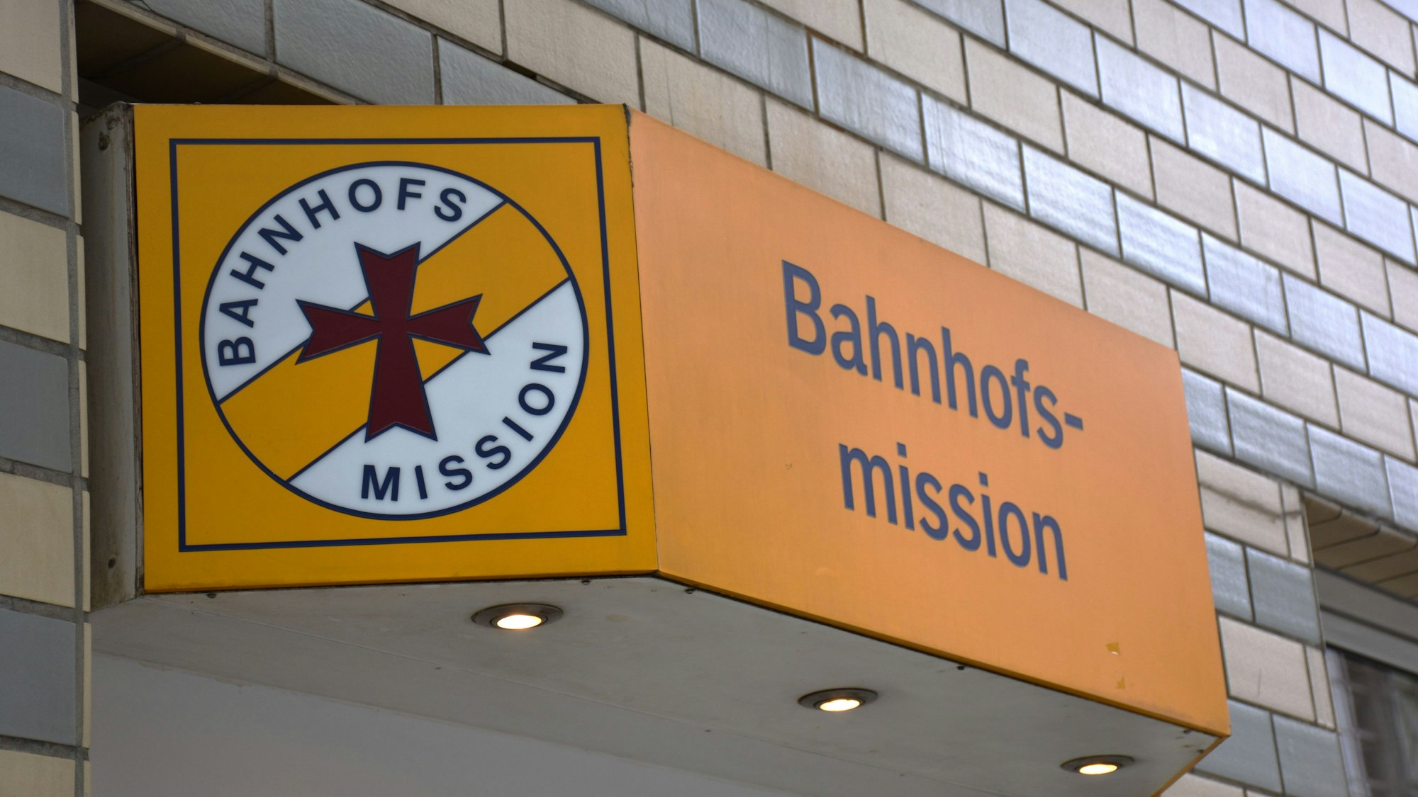 Die Bahnhofsmission an Gleis 1 ist ein guter Anlaufpunkt für alle Probleme.