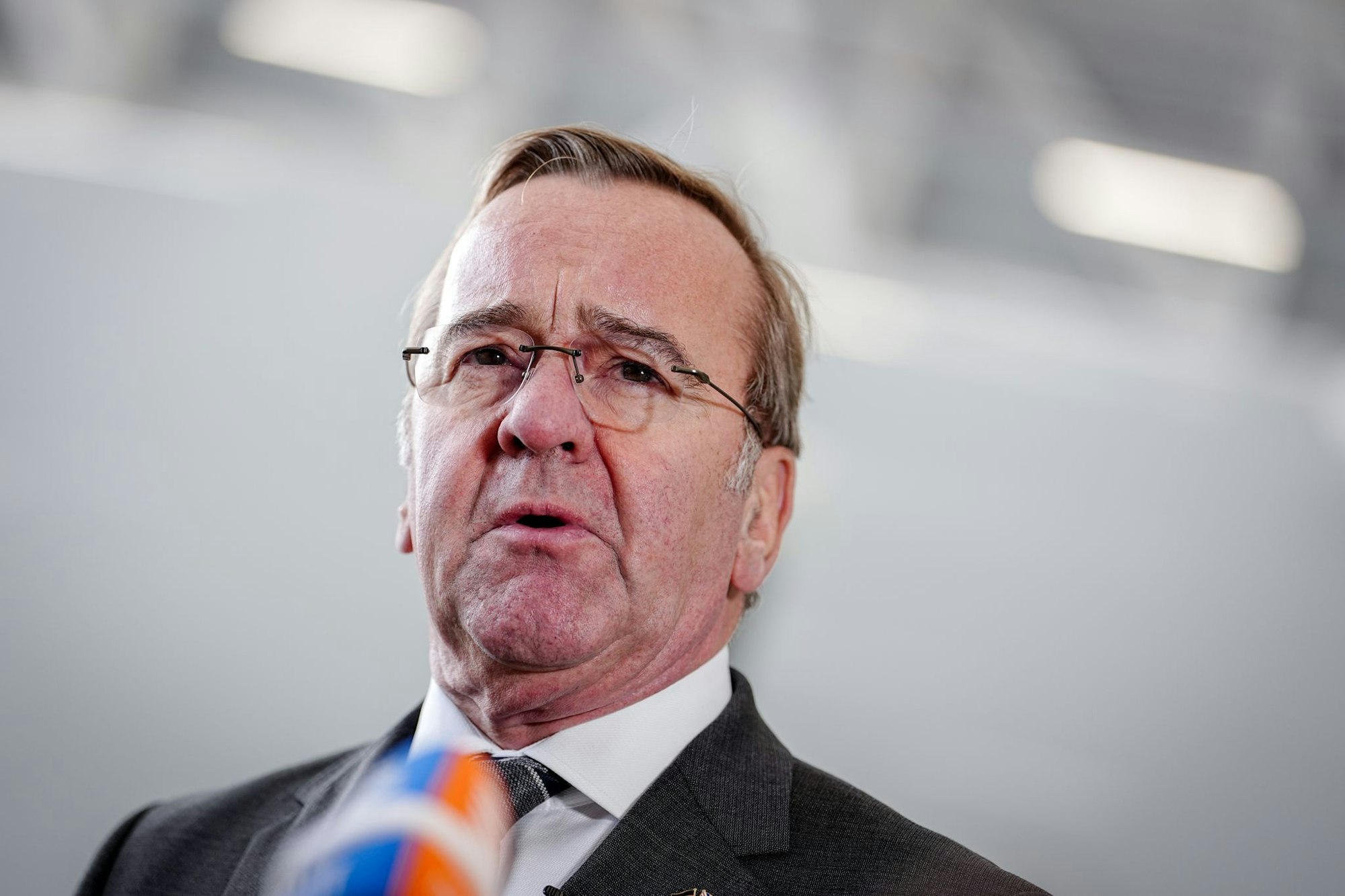 Aus Sicht von Übersetzer Klaus Jöken hat der Pistorius aus dem «Asterix»-Band eine verblüffende Nähe zum deutschen Verteidigungsminister. (Archivbild)