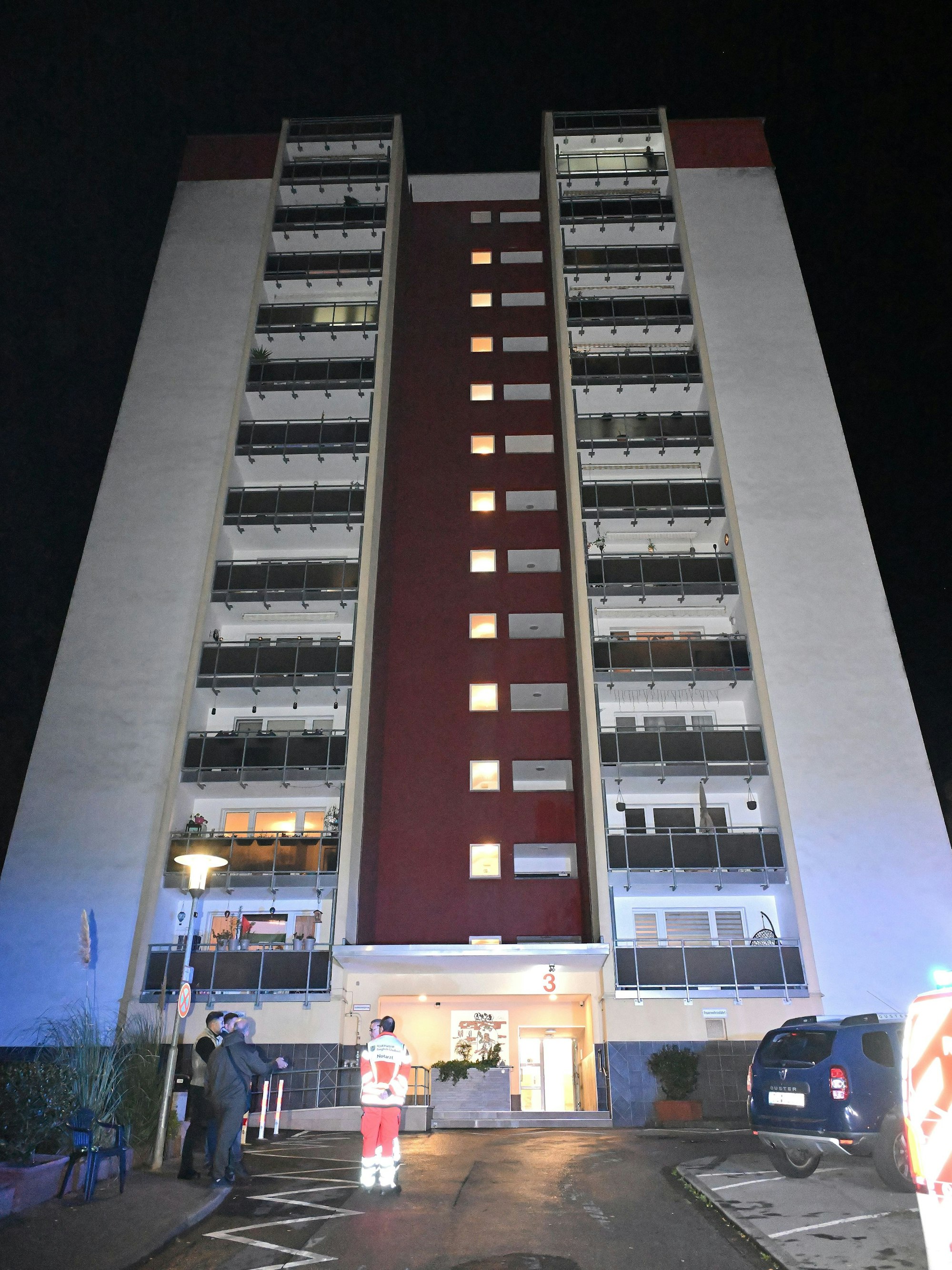 Marienhöhe. Verpuffung einer mobilen Gasheizung in einer Hochhauswohnung