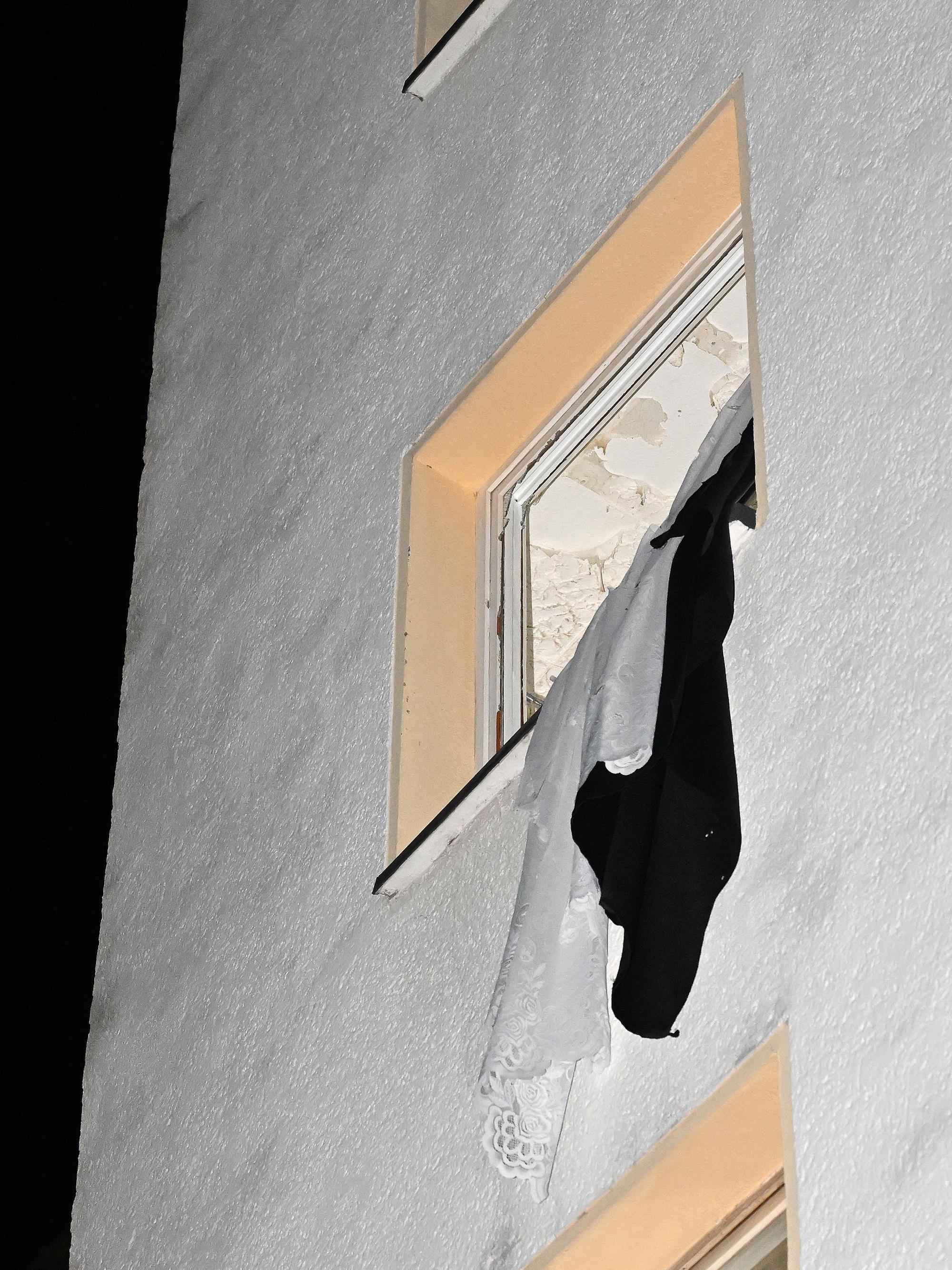 Marienhöhe. Verpuffung einer mobilen Gasheizung in einer Hochhauswohnung