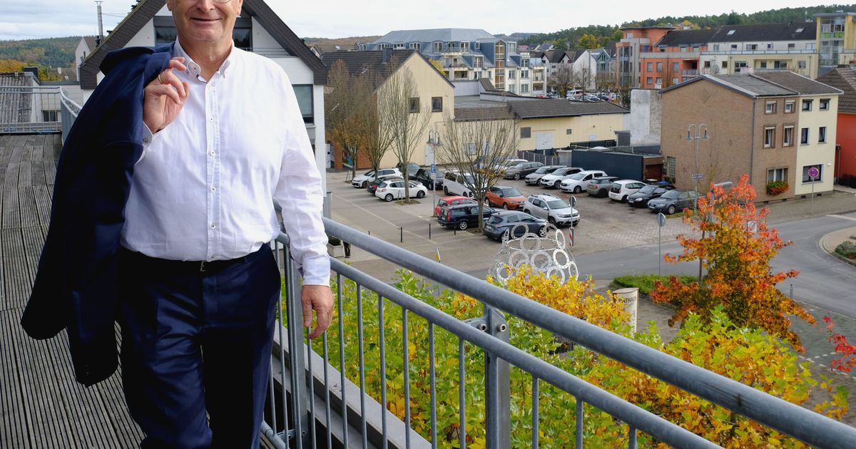 Farewell: After 26 years as mayor: The