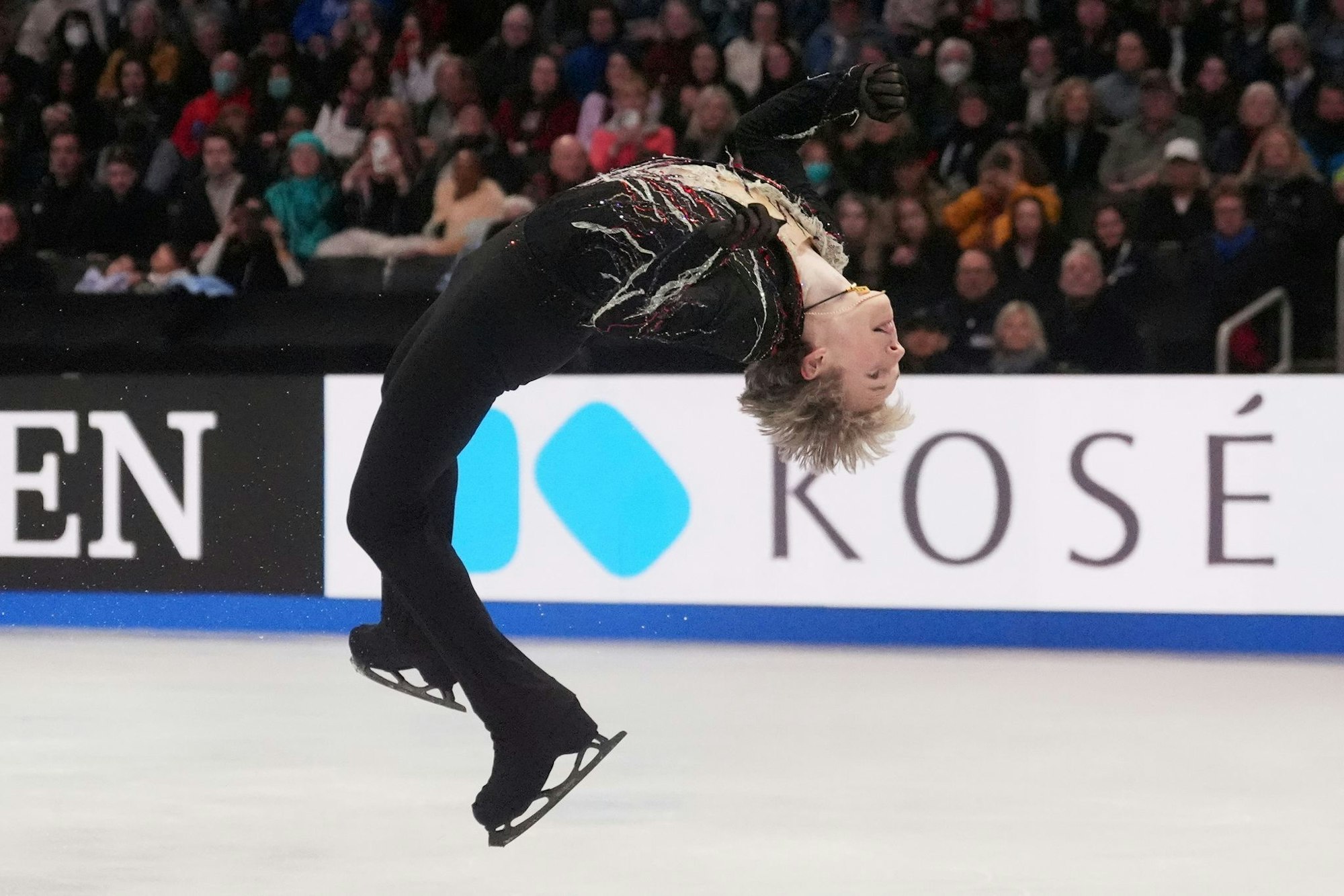 Zeigte auch dieses Mal wieder eine spektakuläre Flugshow: Ilia Malinin aus den USA. (Archivbild)