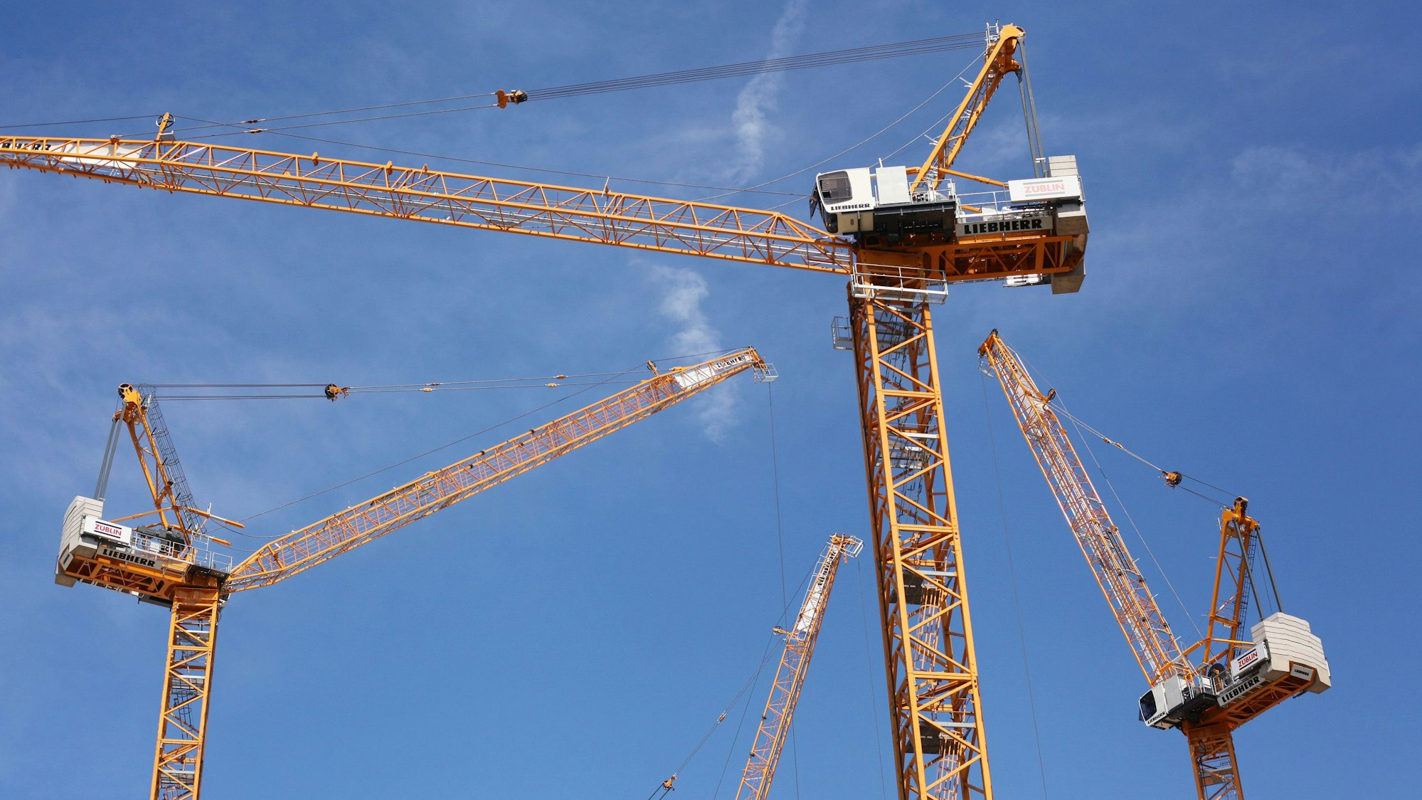 Vergleichsweise gut hält sich die Bauindustrie in der Region.