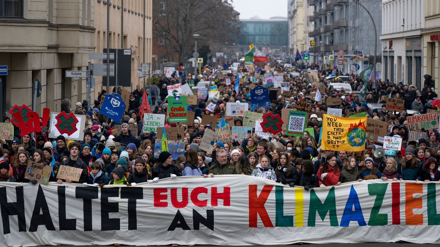 Laut EU-Klimagesetz muss die Staatengemeinschaft neben bestehenden Zielen für 2030 und 2050 auch festlegen, um wie viel Prozent die Treibhausgase bis 2040 reduziert werden. (Archivfoto)