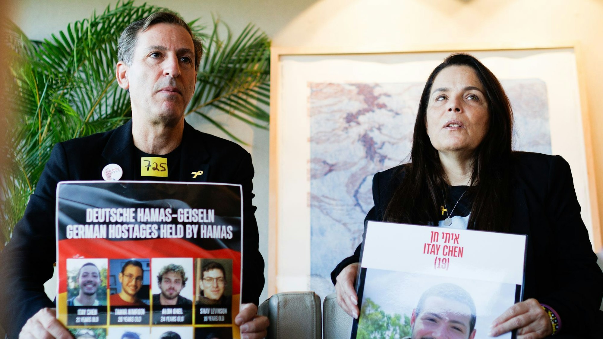 Itay Chens Eltern trafen Ende September Bundeskanzler Friedrich Merz. (Archivbild)