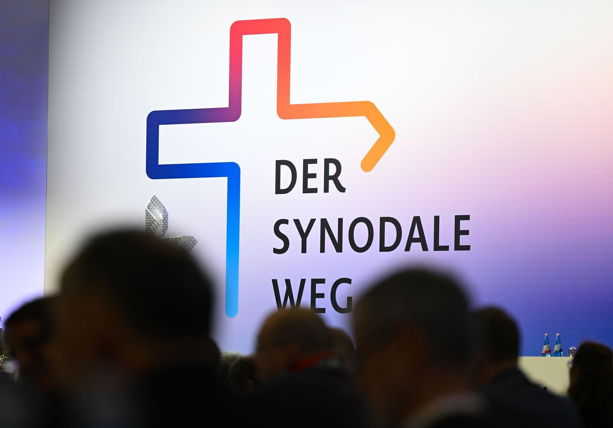 Der Synodale Weg soll in Deutschland Reformen in der katholischen Kirche ermöglichen. (Archivbild)