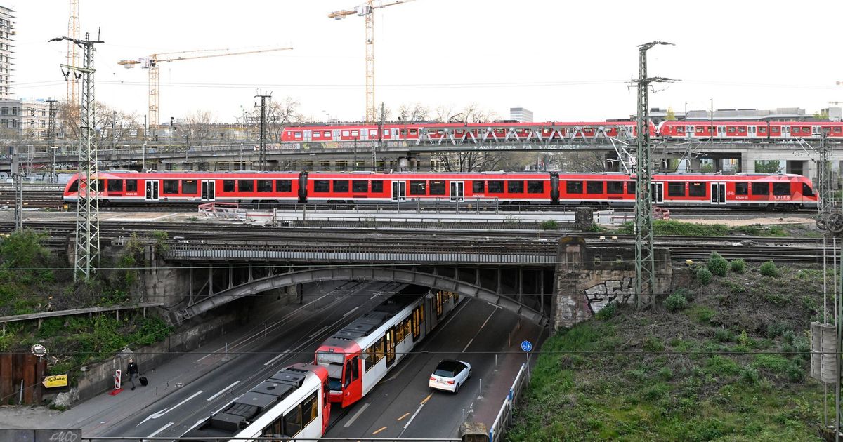 Fares: Buses and trains in North Rhine-Westphalia will become more ...