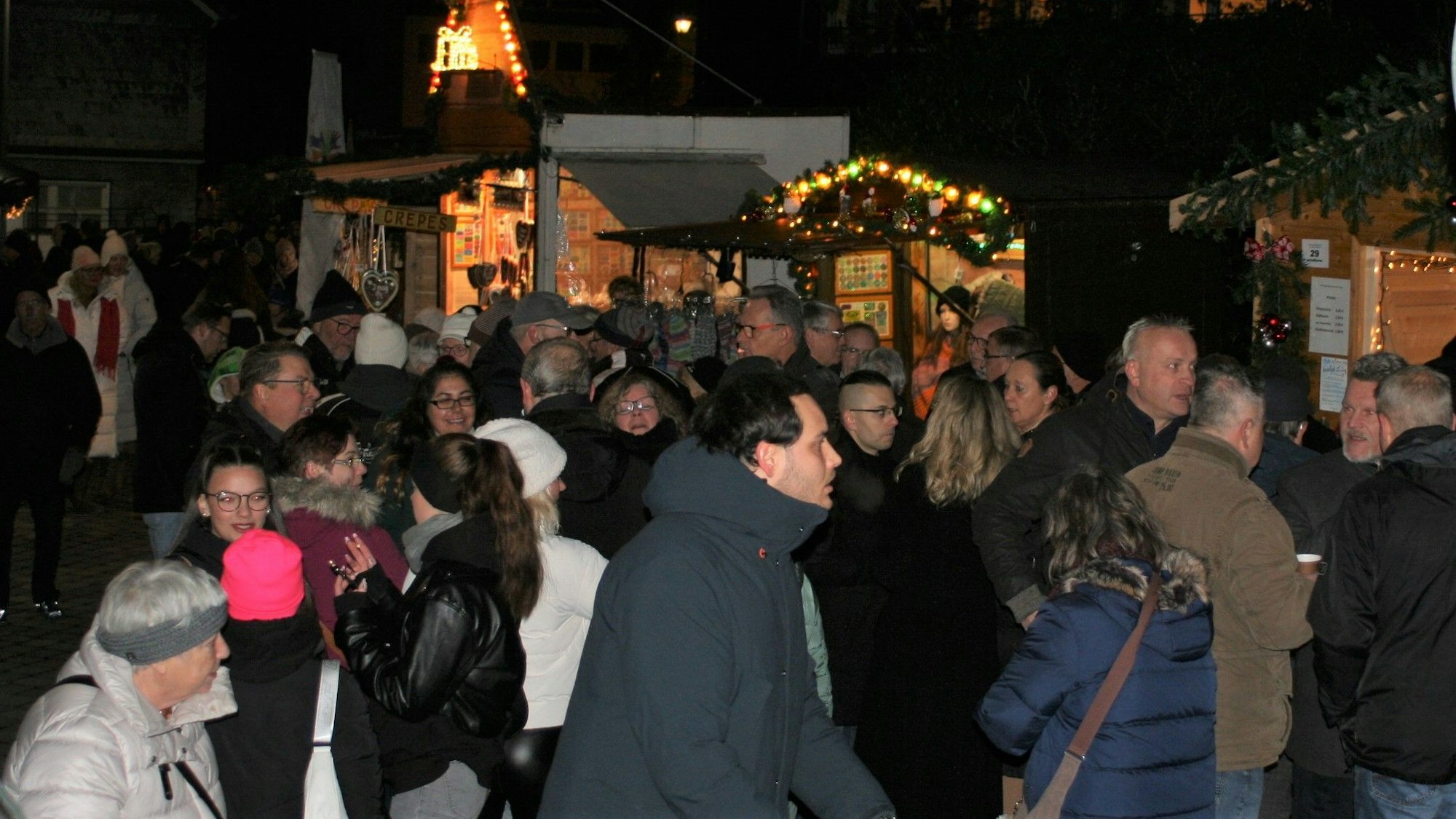 Romantischer Weihnachtsmarkt in Neunkirchen (Archivbild)