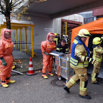 Das Bild zeigt eine Szene von der Katastropenschutzübung in Gummersbach.