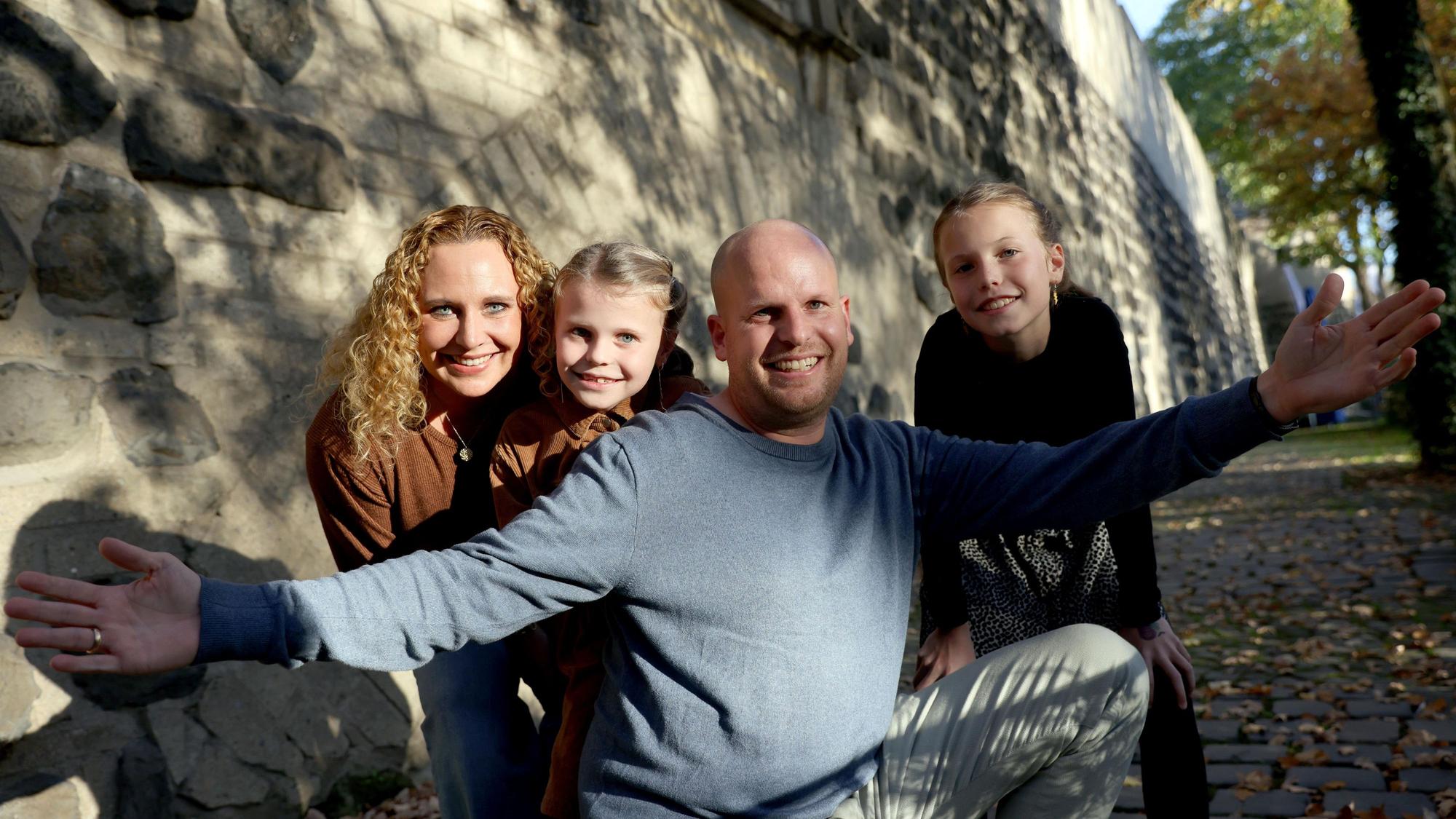 Die designierte Jungfrau Aenne, Stefan Blatt, mit seiner Frau Julia und den beiden Töchtern Lena und Johanna.