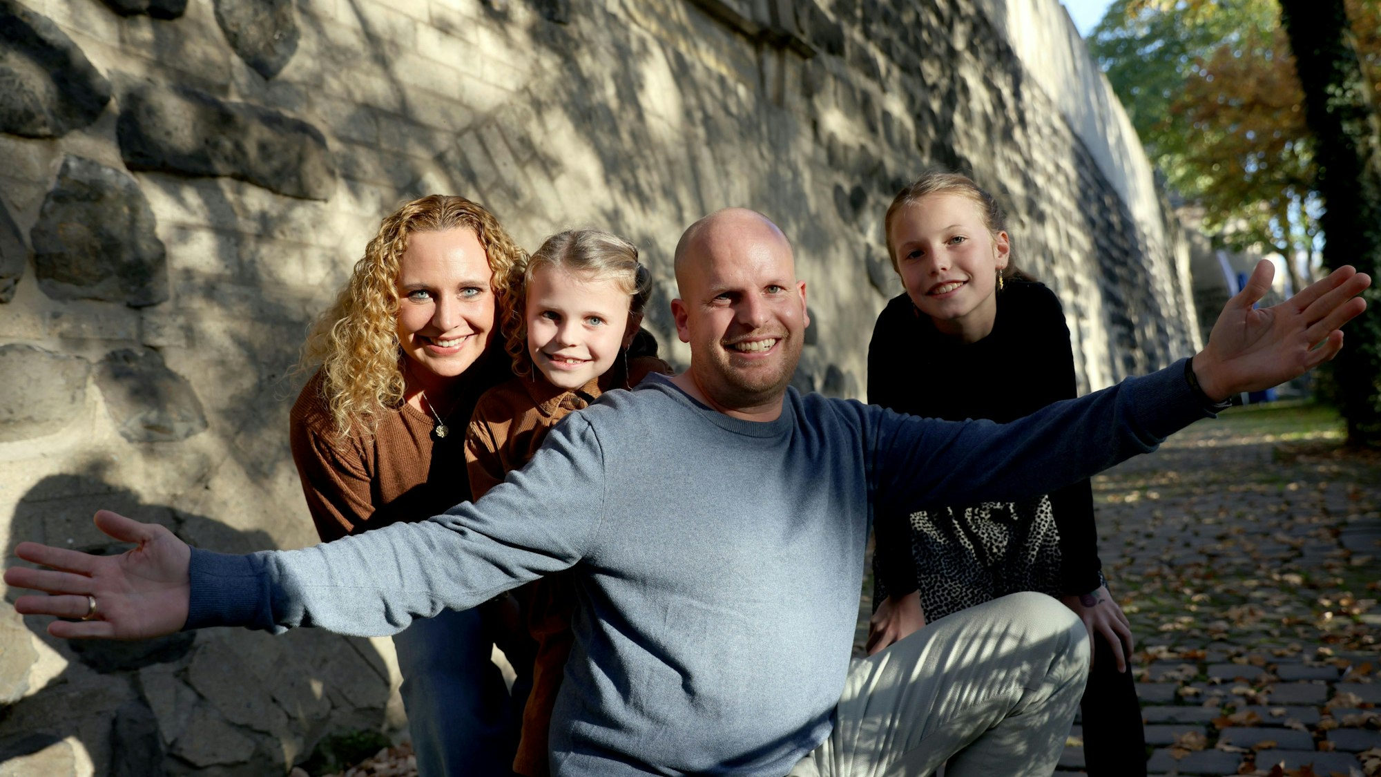 Die designierte Jungfrau Aenne, Stefan Blatt, mit seiner Frau Julia und den beiden Töchtern Lena und Johanna.