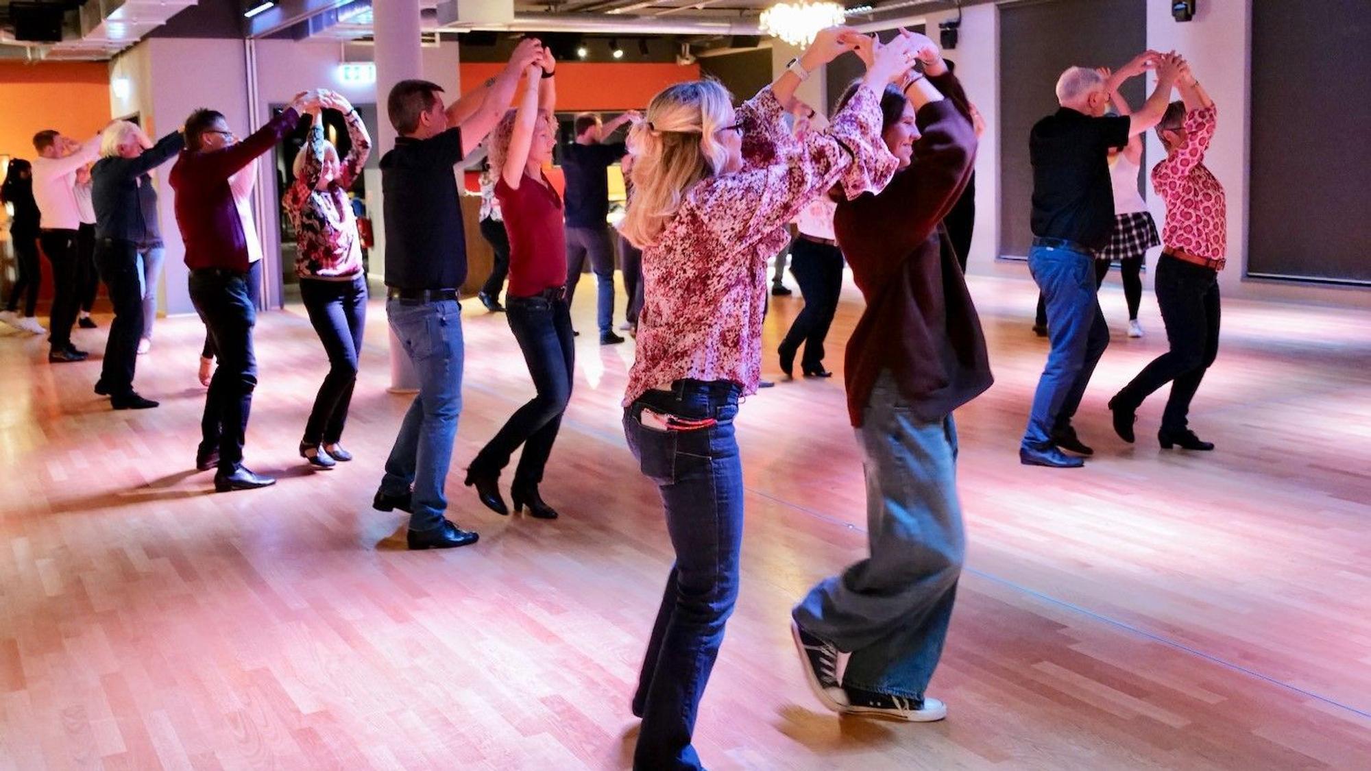 Die Tanzpaare bei der Bachata-Challenge hatten sichtlich Spaß.