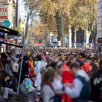 Die Eingänge zur Zülpicher Straße mussten am Elften Elften zwischenzeitlich geschlossen werden.