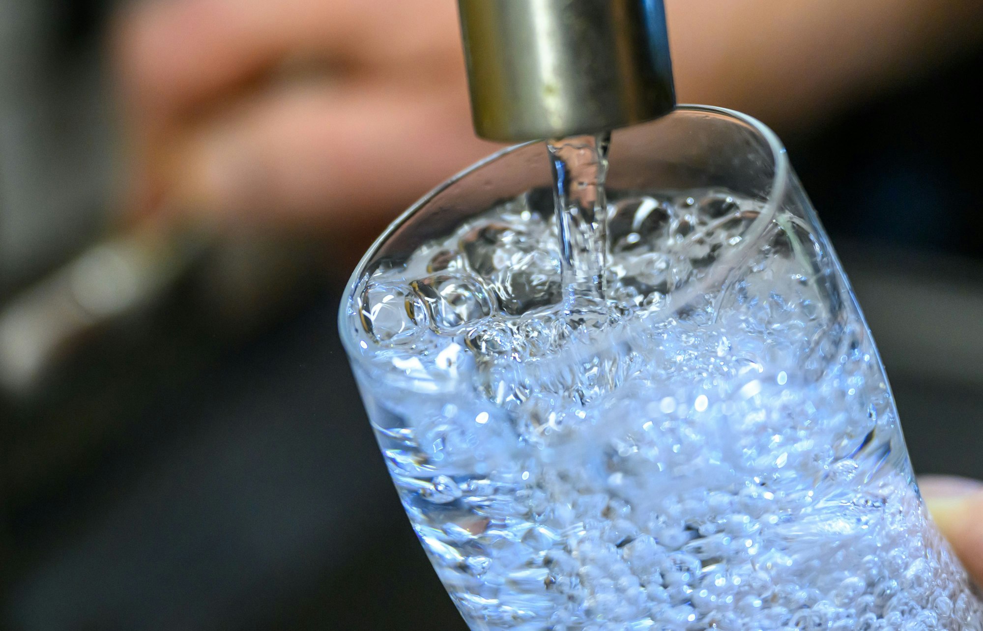 Trinkwasser wird in Pulheim teurer.