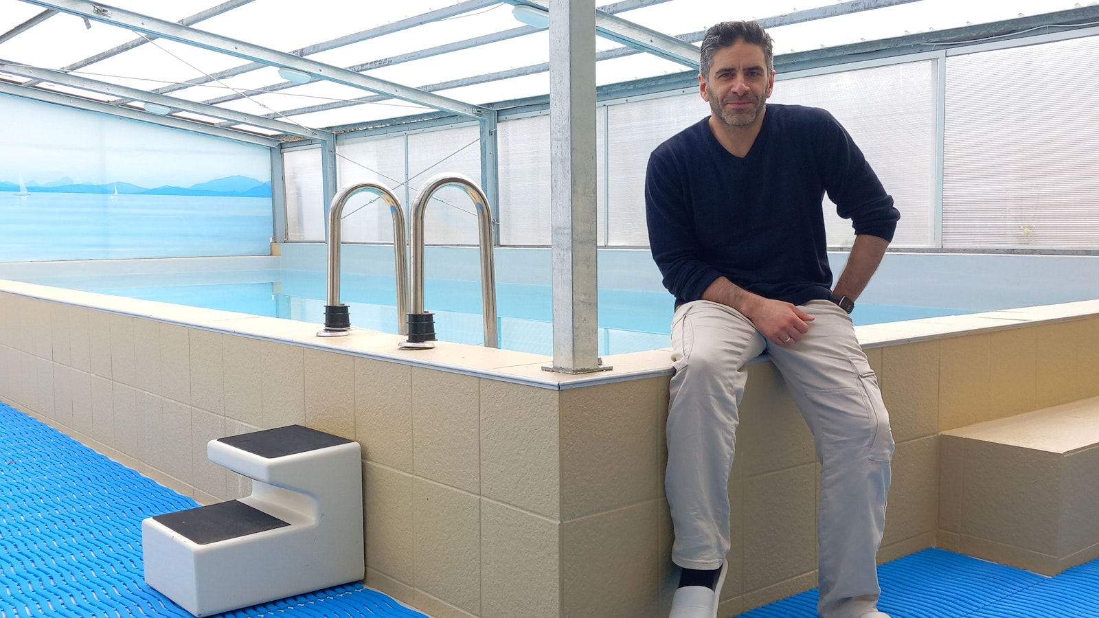 Bilal Shabib in seinem Privatbad in Pech.