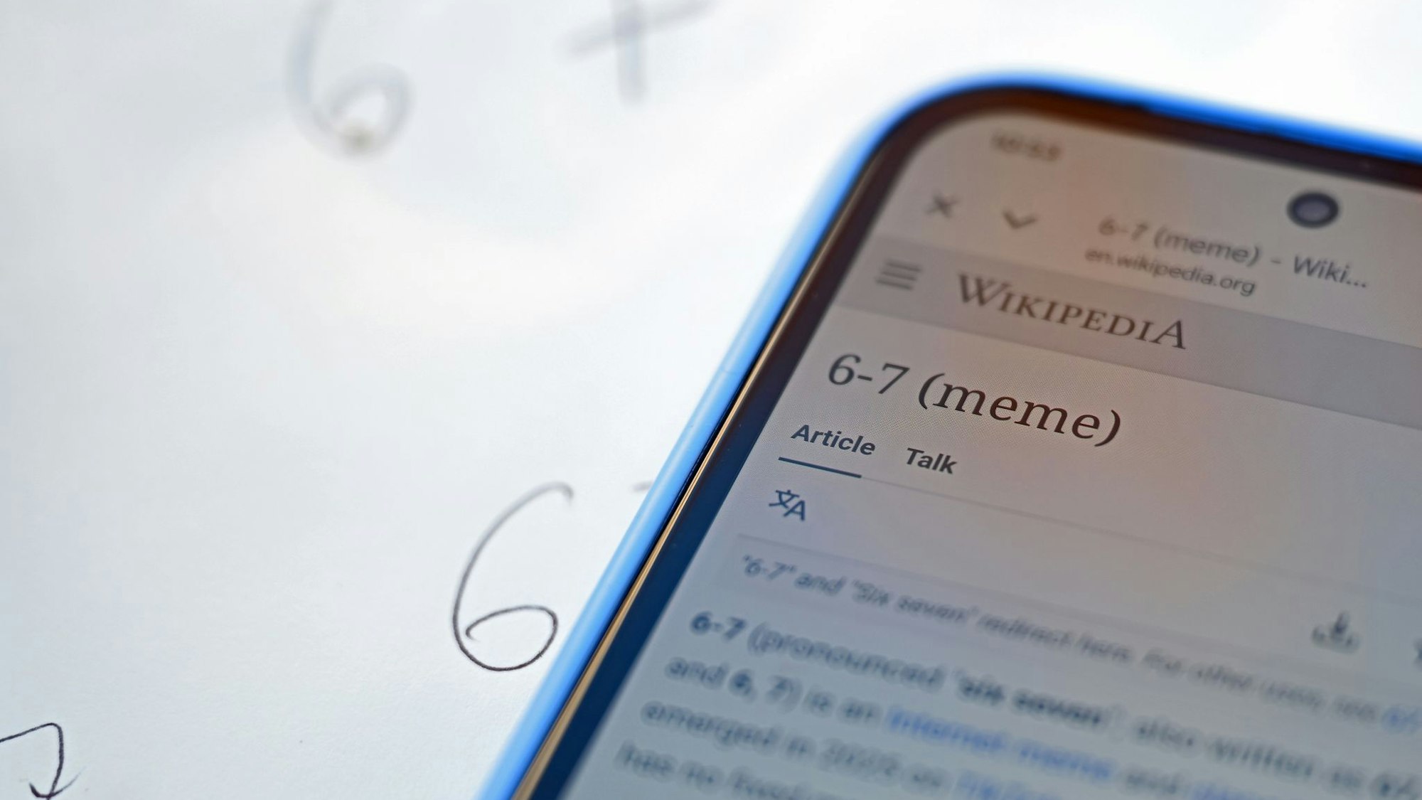 «6-7» ist vor allem unter Kindern und Jugendlichen beliebt (Symbolbild).