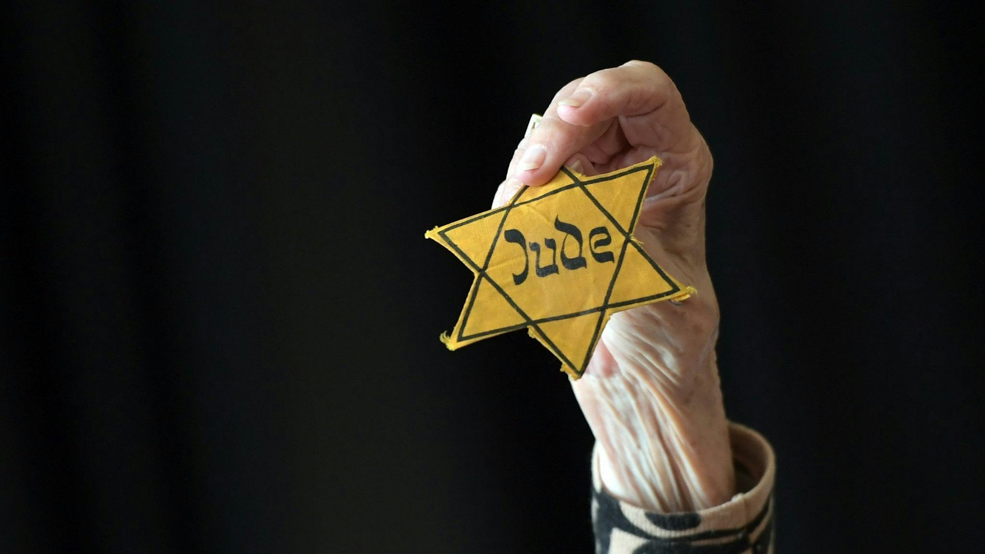 Das Auschwitz-Komitee kritisiert die geplante Auktion. (Symbolbild)