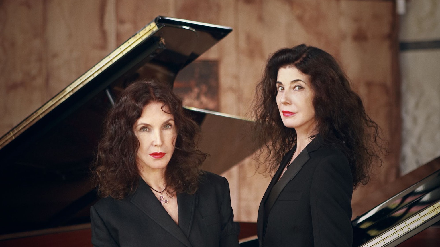 Katia und Marielle Labèque, Klavierduo