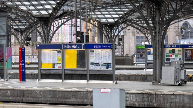Durchblick ohne Kunden: Die Bahnsteige 1 bis 9 sind wegen Arbeiten komplett gesperrt.