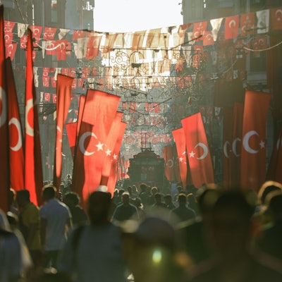 Die Einkaufsstraße Istiklal in Istanbul. Foto: Ibrahim Oner/Zuma Press/dpa