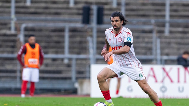 Regionalliga West: Fortuna Köln - SC Paderborn U21, U 21 09.11.2025 David Haider Al-Azzawe Fortuna Köln, 15. Regionalliga West, Fortuna Köln - SC Paderborn U21, 15. Spieltag, am 09.11.2025, Südstadion, Köln *** Regionalliga West Fortuna Köln SC Paderborn U21, 09 11 2025 David Haider Al Azzawe Fortuna Köln, 15 Regionalliga West, Fortuna Köln SC Paderborn U21, 15 Matchday, on 09 11 2025, Südstadion, Cologne Copyright: xBEAUTIFULxSPORTS/Meuselx