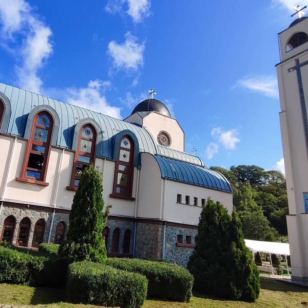 Vor dem koptischen Kloster Kröffelbach in Waldsolms wurde ein Baby ausgesetzt.
